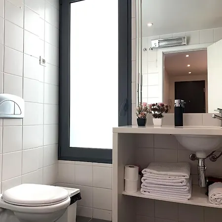 Mm1 Cosy & In Baixa With Castle View And Free Parking! شقة Lisboa