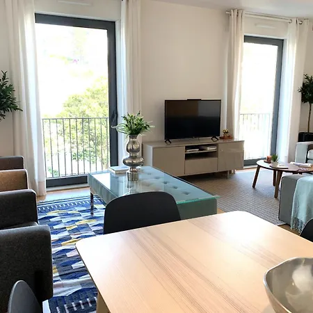 Mm1 Cosy & In Baixa With Castle View And Free Parking! דירה