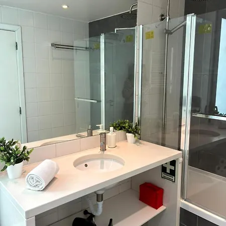 Apartment Mm1 Cosy & In Baixa With Castle View And Free Parking! Lisbon